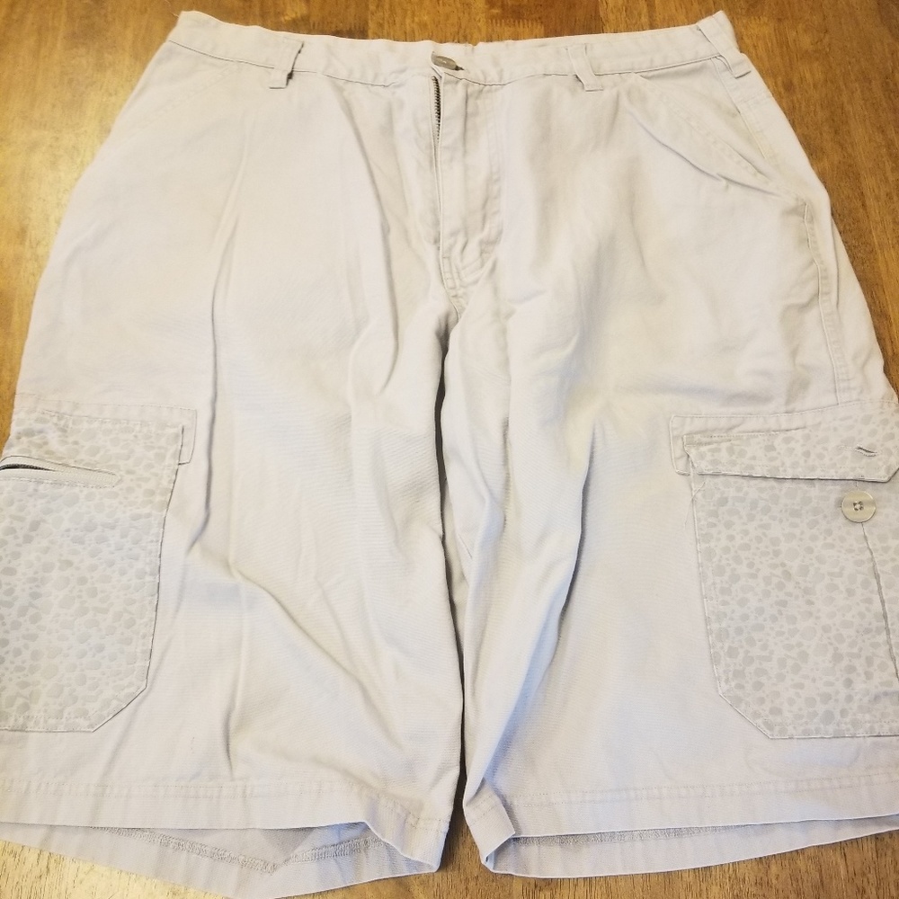 Nike Cargo Shorts size 36